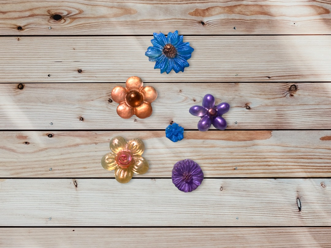 Little FLowers Thumbtacks